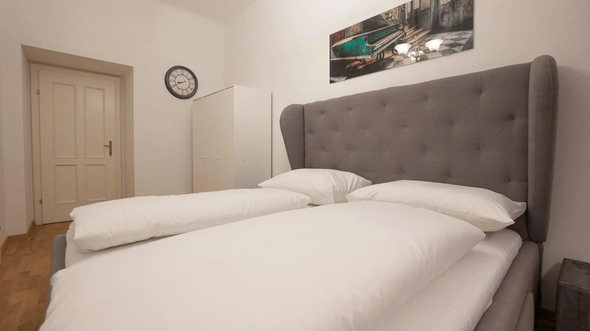 Cozy 1Br Apartment Near Opera - 24H Self Check-In Vienna Austria